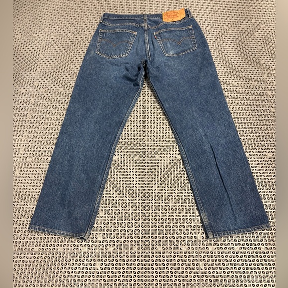 Vintage Women’s 501 Levi's Straight Leg Dark Wash Jeans - Made in USA - Picture 2 of 11